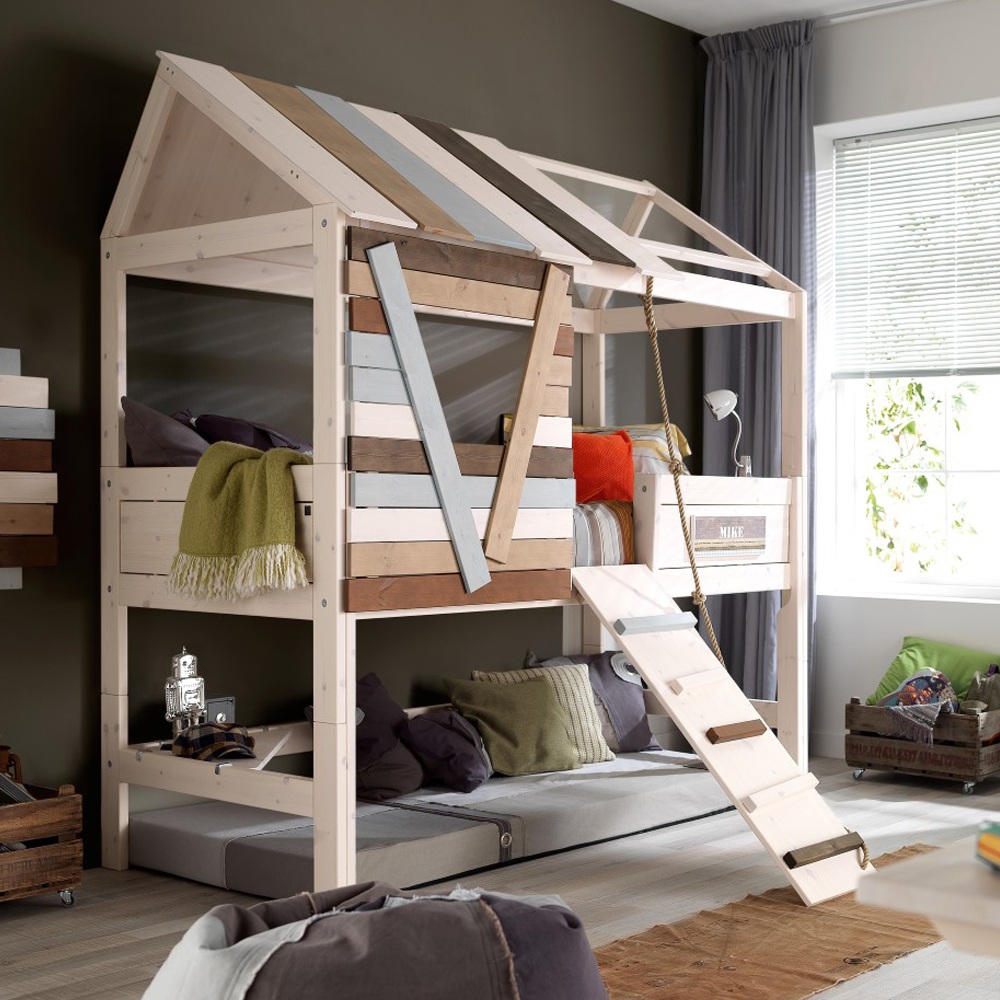 High-treehouse-Bed